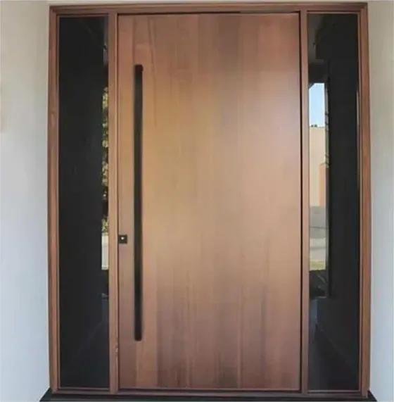 Light oak exterior door, timber entry leaf, glazing and sidelights to order (EX-104)