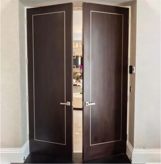 Walnut interior door, interior leaf: painted, veneered or laminated (IN-089)