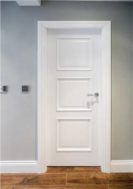 White interior door, interior leaf: painted, veneered or laminated (IN-107)